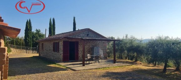 Casa de 2 habitaciónes en Bucine, Italy No. 232799 2