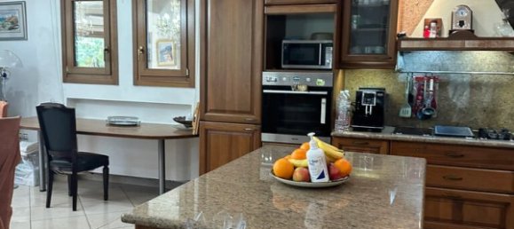 Villa de 4 dormitorios en Central Greece, Greece No. 47321 9