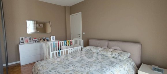 Квартира с 3 спальнями в Удине, Италия № 333022 10