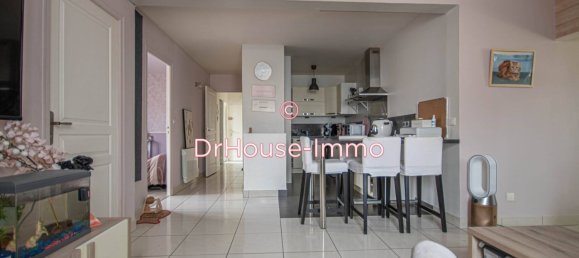 2 bedrooms Apartment in Limay, France No. 147405 4