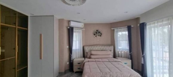 4 bedrooms Villa in Bang Lamung, Thailand No. 17966 10