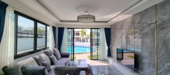 4 bedrooms Villa in Bang Lamung, Thailand No. 17966 2