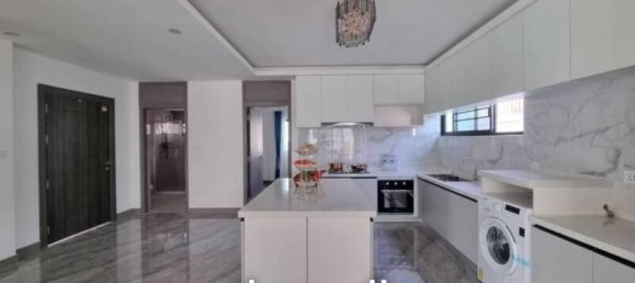 4 bedrooms Villa in Bang Lamung, Thailand No. 17966 7