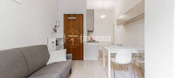 1 bedroom Apartment in Milan, Italy No. 274611 3