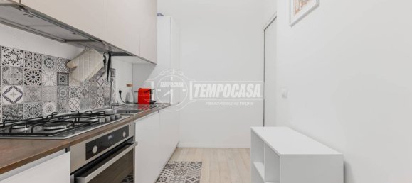 1 bedroom Apartment in Milan, Italy No. 274611 8
