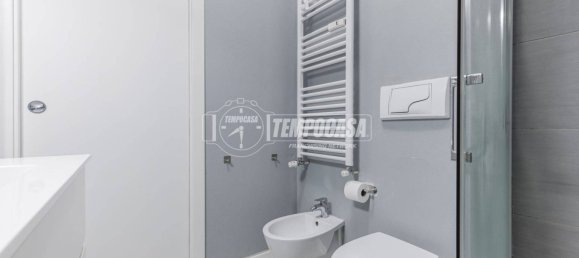 1 bedroom Apartment in Milan, Italy No. 274611 18