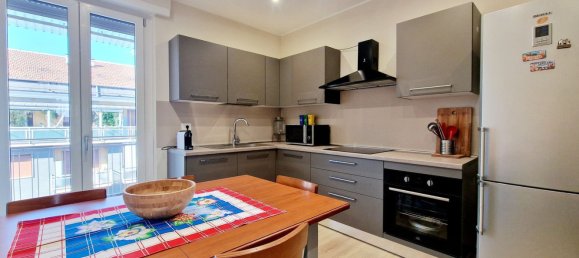 3 rooms Apartment in Turin, Italy No. 285911 5