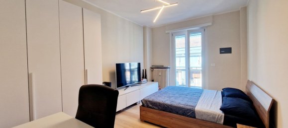 3 rooms Apartment in Turin, Italy No. 285911 8