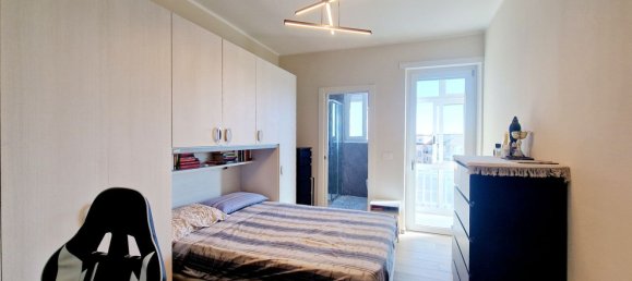 3 rooms Apartment in Turin, Italy No. 285911 11