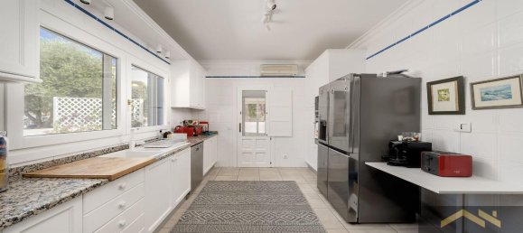 4 bedrooms Villa in Faro, Portugal No. 135286 6