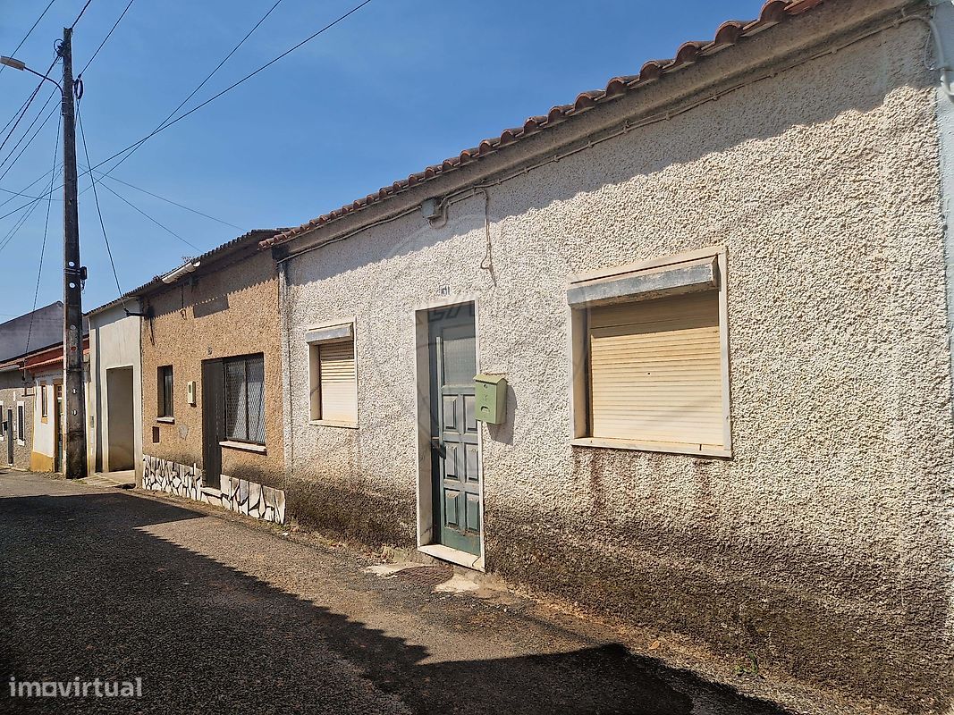 2 bedrooms House in Cadaval, Portugal No. 246372