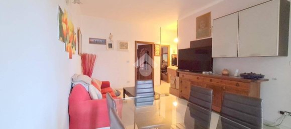 2 Schlafzimmer Wohnung in Asti, Italy, Nr. 294099 2