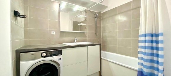 2 bedrooms Apartment in Evry, France No. 118531 6