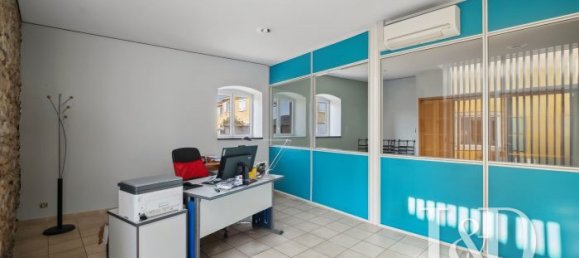 Edificio de 9 habitaciónes en Reventin-Vaugris, France No. 325686 6