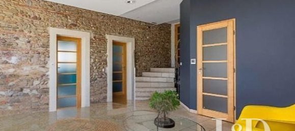 Edificio de 9 habitaciónes en Reventin-Vaugris, France No. 325686 4