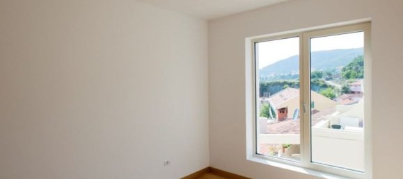 3 bedrooms Apartment in Budva, Montenegro No. 172 9