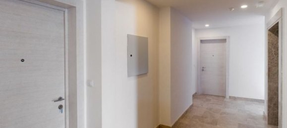 3 bedrooms Apartment in Budva, Montenegro No. 172 11