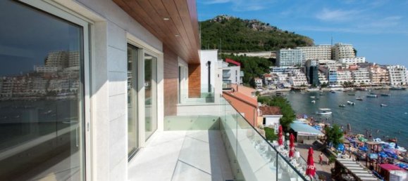 3 bedrooms Apartment in Budva, Montenegro No. 172 3