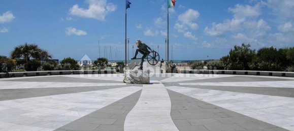 Villa T2 em Forte dei Marmi, Italy N.º 188633 27