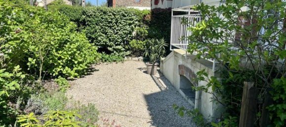 4 bedrooms House in Aveyron, France No. 290062 2