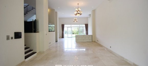 6 غرف نوم فيلا في Tay Ho, Vietnam رقم 811 8