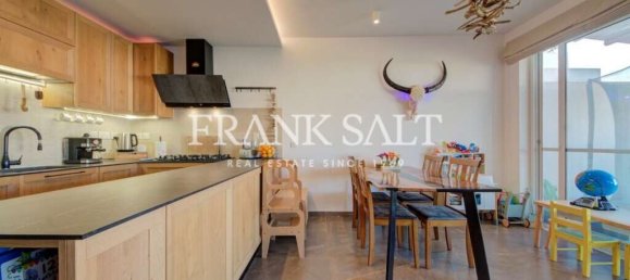 2 bedrooms Apartment in Mosta, Malta No. 2440 6