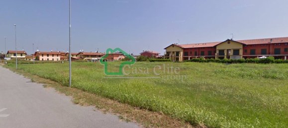 5690m² Land in Montodine, Italy No. 13625 3