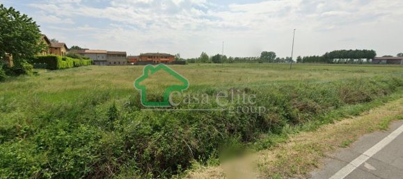 5690m² Land in Montodine, Italy No. 13625 5