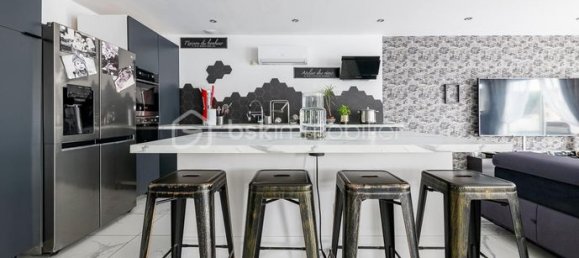 4 bedrooms House in Yonne, France No. 363986 7