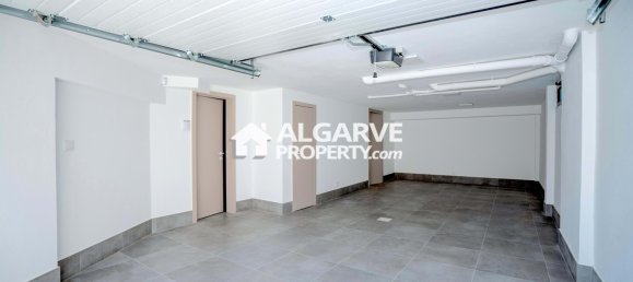 5 bedrooms Villa in Quarteira, Portugal No. 106265 35