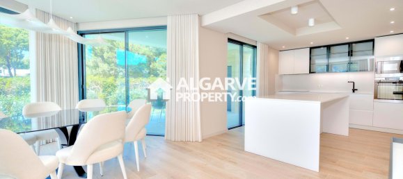 5 bedrooms Villa in Quarteira, Portugal No. 106265 3