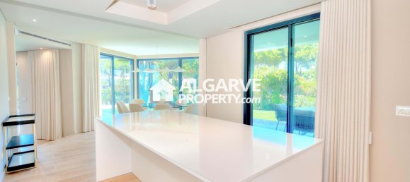 5 bedrooms Villa in Quarteira, Portugal No. 106265 12