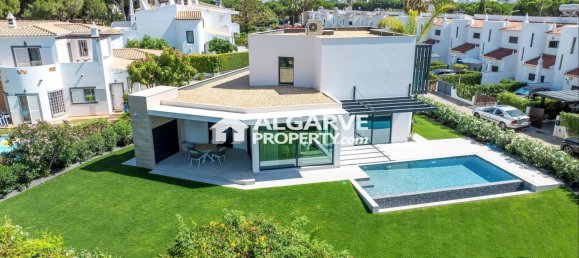 5 bedrooms Villa in Quarteira, Portugal No. 106265 6