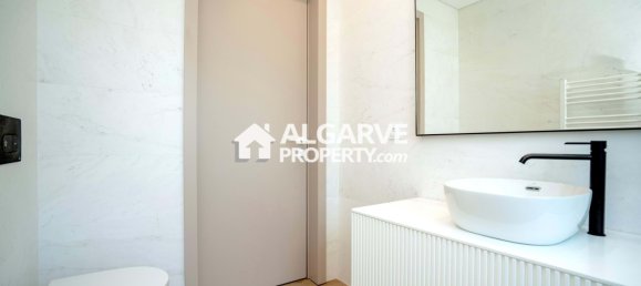 5 bedrooms Villa in Quarteira, Portugal No. 106265 33