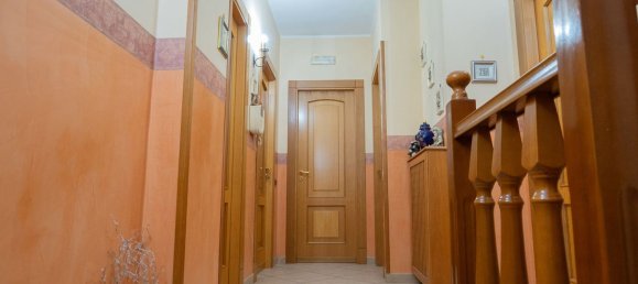 Вилла с 6 комнатами в Парете, Италия № 225160 12