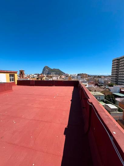 2 Schlafzimmer Wohnung in La Linea de la Concepcion, Spain, Nr. 240020