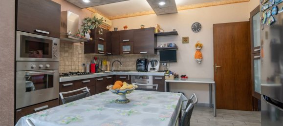 Квартира с 3 комнатами в Ачи Катена, Италия № 260965 23