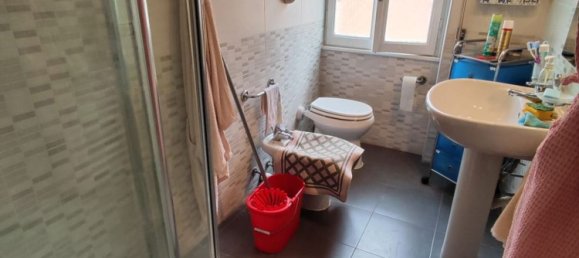 Квартира с 2 комнатами в Рапалло, Италия № 191749 16