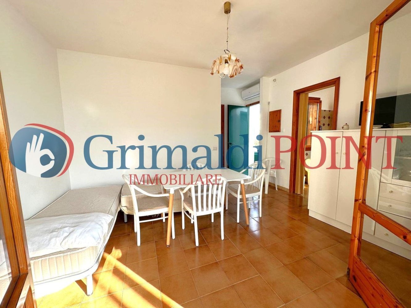 4-salle Maison à Otranto, Italy No. 53366