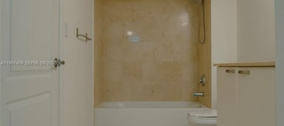 1 dormitorio propiedad comercial en venta en Miami, Miami-Dade, Florida, USA № 615933 13