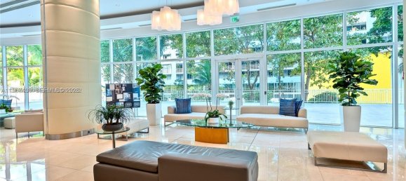 1 dormitorio propiedad comercial en venta en Miami, Miami-Dade, Florida, USA № 615933 11