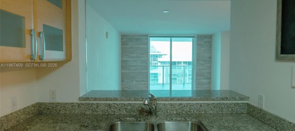 1 dormitorio propiedad comercial en venta en Miami, Miami-Dade, Florida, USA № 615933 21