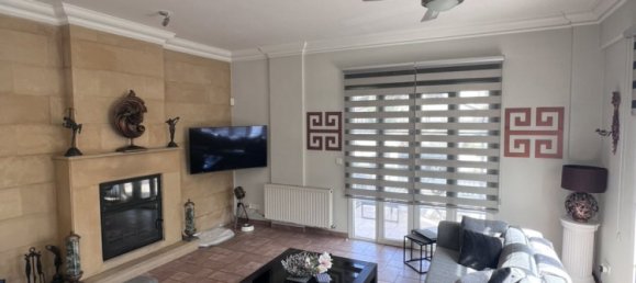 4 dormitorios adosado en venta en Larnaca, Larnaka, Cyprus № 175731 9