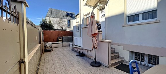 4 bedrooms House in Issy-les-Moulineaux, France No. 151373 13