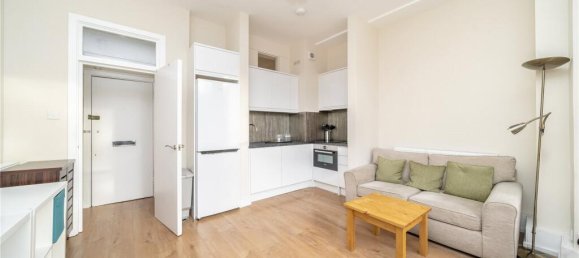 1 bedroom Apartment in London, United Kingdom No. 12890 8
