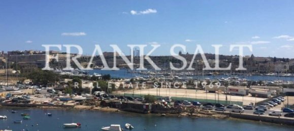2 bedrooms Apartment in Gzira, Malta No. 8726 4