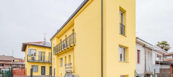 3 rooms Apartment in Trezzo sull'Adda, Italy No. 9153 9