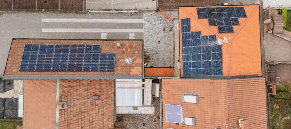 3 rooms Apartment in Trezzo sull'Adda, Italy No. 9153 18