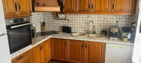 5 bedrooms Villa in Estepona, Spain No. 40432 4