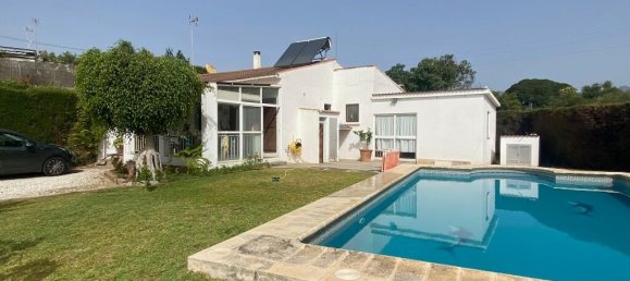 5 bedrooms Villa in Estepona, Spain No. 40432 14